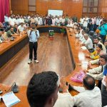 नैनीताल में कांग्रेस का प्रदर्शन, केंद्र सरकार का पुतला दहन किया ।